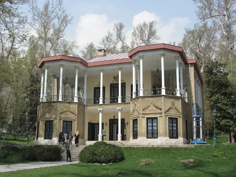 کوشک احمدشاهی