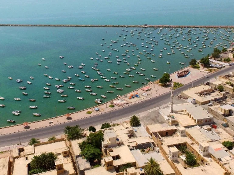 راهنمای سفر به بندر خمیر؛ شهر تالابی هرمزگان 61 ویلا در بندر خمیر