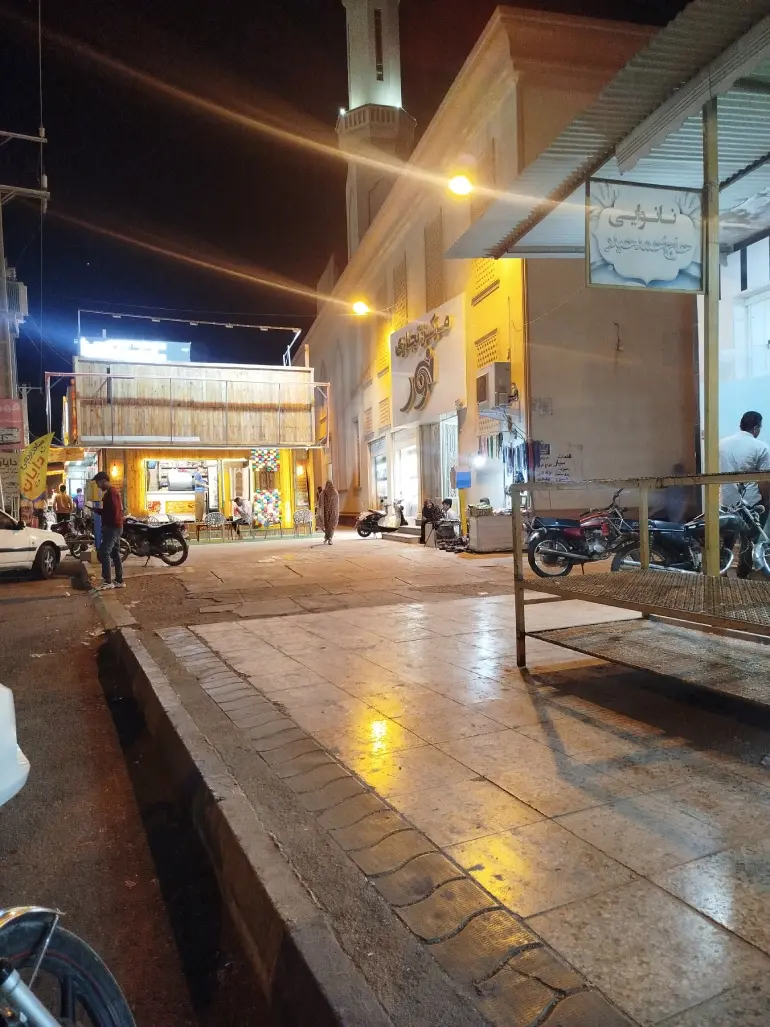 راهنمای سفر به بندر خمیر؛ شهر تالابی هرمزگان 54 رستورانهای معروف بندر خمیر