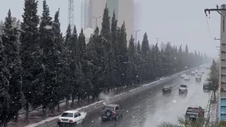 آب‌‌وهوای سیرجان