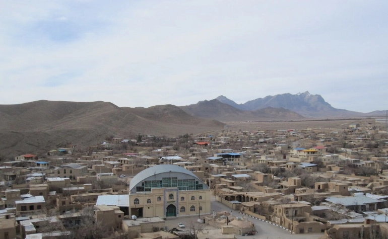 راهنمای سفر به تفت؛ یادگار دوران زرتشتیان | مجله علی بابا