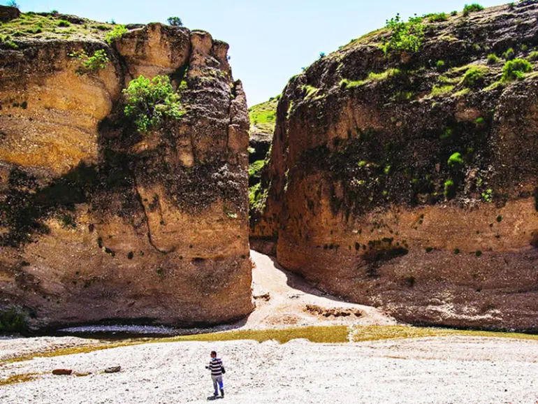 غار زینگان ایلام