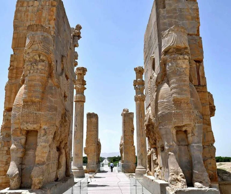 راهنمای سفر به مرودشت؛ میراثدار تاریخ باشکوه ایران 12 دیدنی های مرودشت