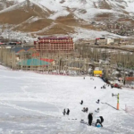 تنگه واشی تهران؛ مقصد ماجراجویانه در تابستان 26 پیست اسکی آبعلی تهران؛ سفری سفید به قلب آرامش و هیجان