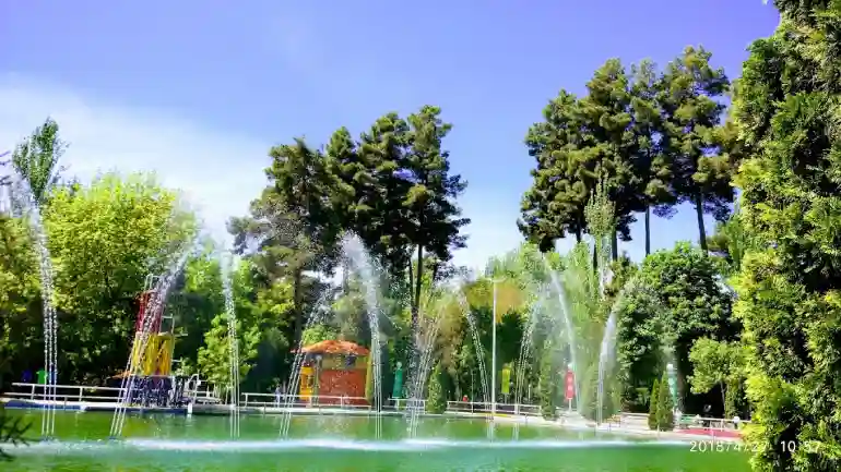 باغ وحش مشهد؛ سفری به دنیای حیوانات در باغ وحش وکیل آباد 20 امکانات رفاهی باغ وحش وکیل آباد مشهد