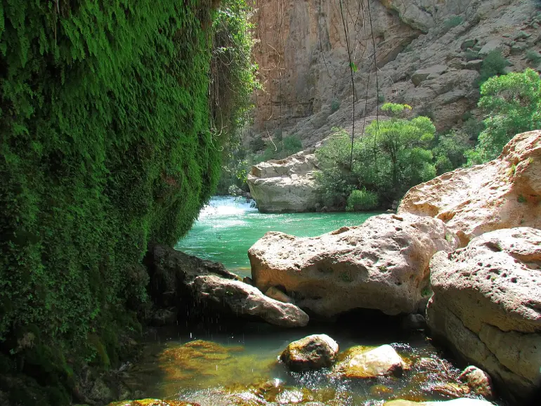 بهشت گمشده شیراز؛ طبیعتی محصور در دل کوهستان 38 جاهای دیدنی اطراف بهشت گمشده شیراز