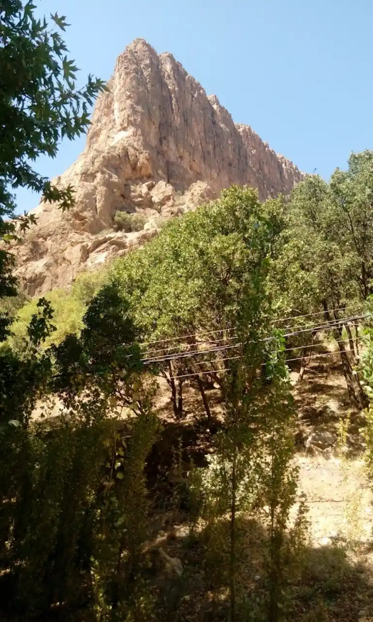 بهشت گمشده شیراز؛ طبیعتی محصور در دل کوهستان 2 معرفی بهشت گمشده شیراز