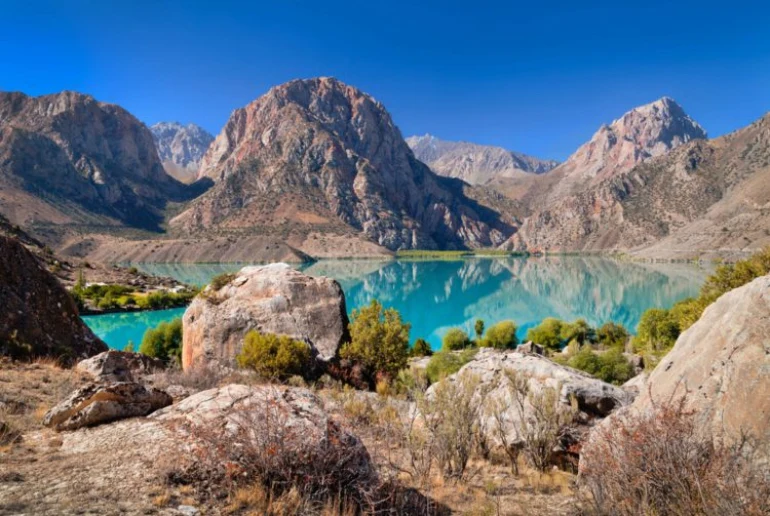 راهنمای سفر به تاجیکستان؛ هرچه باید قبل از سفر بدانید 33 جاهای دیدنی تاجیکستان