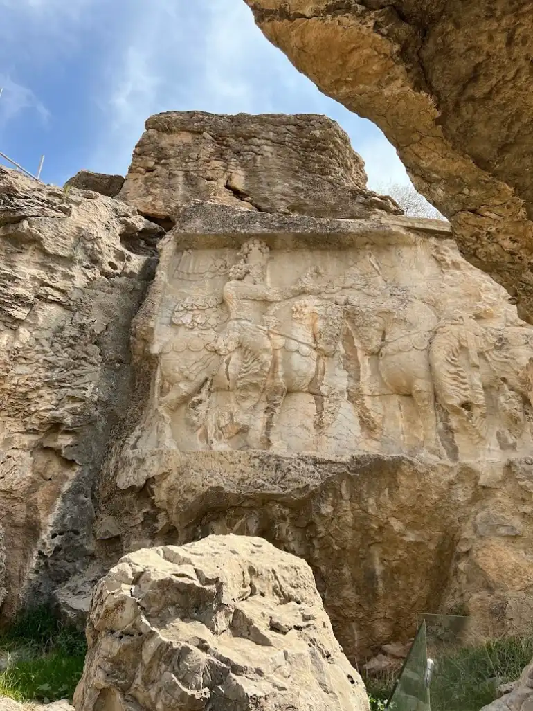 راهنمای سفر به مرودشت؛ میراثدار تاریخ باشکوه ایران 16 نقش رجب مرودشت