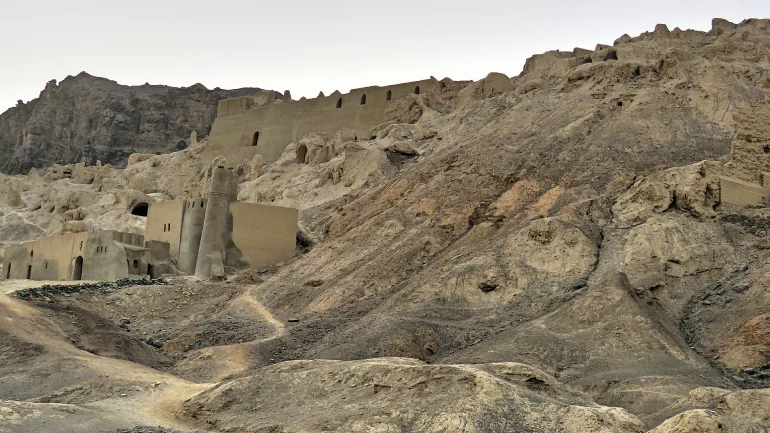 کوه خواجه سیستان و بلوچستان؛ تنها کوه جزیرهای ایران 15 بهترین زمان بازدید از کوه خواجه