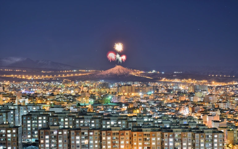 راهنمای سفر به ایلام؛ سومین شهر بزرگ کردنشین ایران 13 راهنمای سفر به ایلام