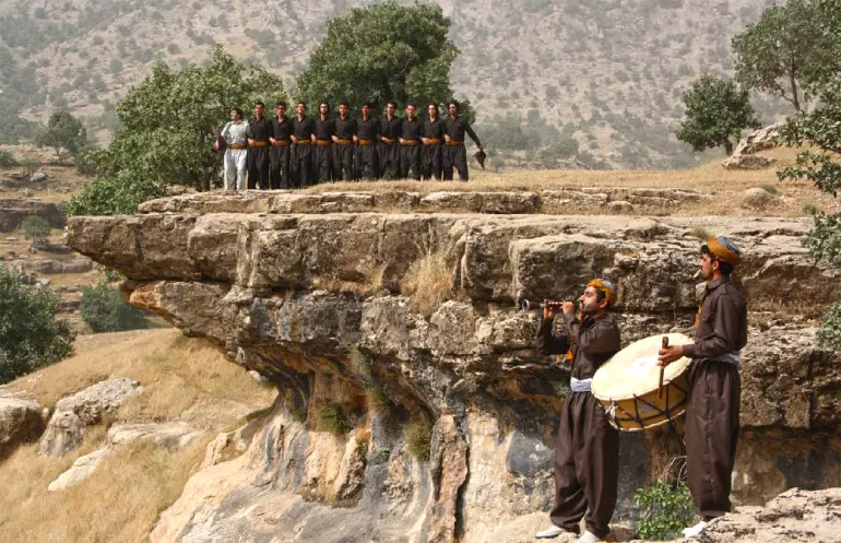 راهنمای سفر به ایلام؛ سومین شهر بزرگ کردنشین ایران 27 فرهنگ مردم ایلام