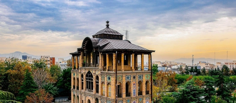 عمارت کلاه فرنگی تهران؛ عمارتی که ورود به آن ممنوع است. 2 عمارت کلاه فرنگی تهران کجاست؟
