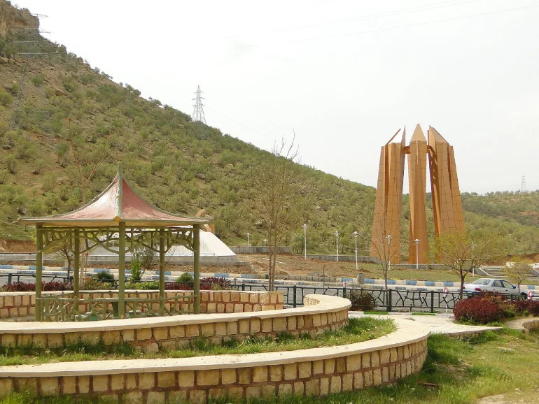 راهنمای سفر به ایلام؛ سومین شهر بزرگ کردنشین ایران 23 راهنمای سفر به ایلام