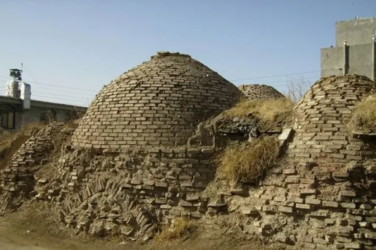 جاهای دیدنی بانه؛ از هیاهوی پاساژها تا سکوت کوهستان 18 حمام خدری