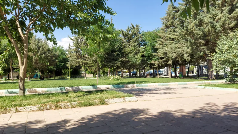 جاهای دیدنی بانه؛ از هیاهوی پاساژها تا سکوت کوهستان 24 پارک کوهستانی پیرمراد