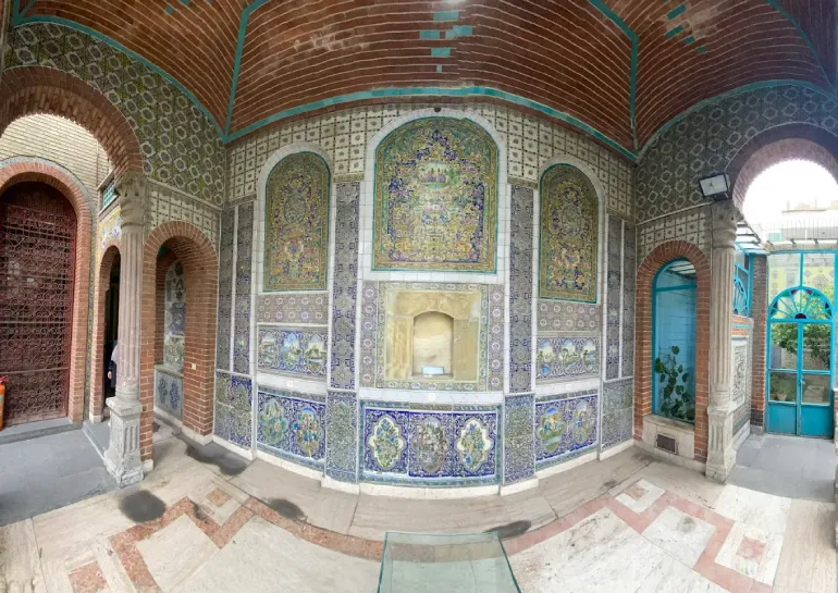 خانه موزه مقدم