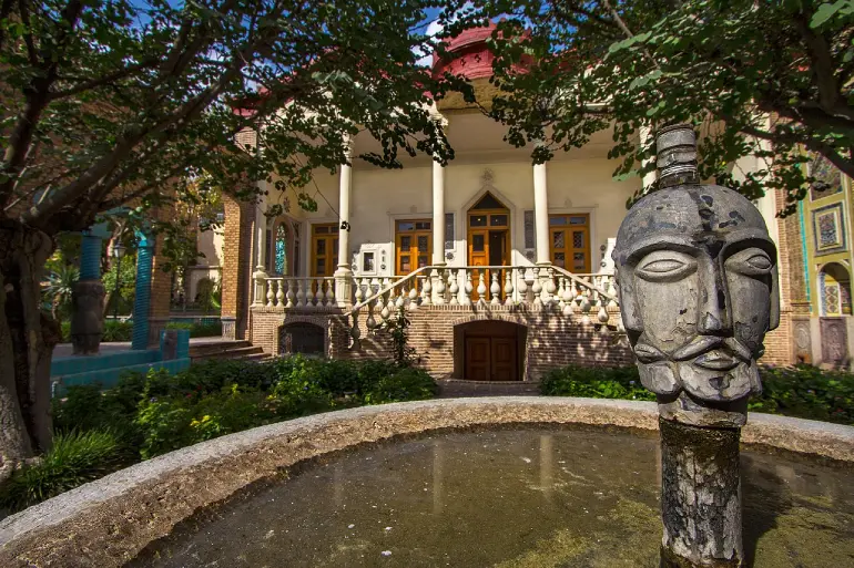 معماری خانه موزه مقدم