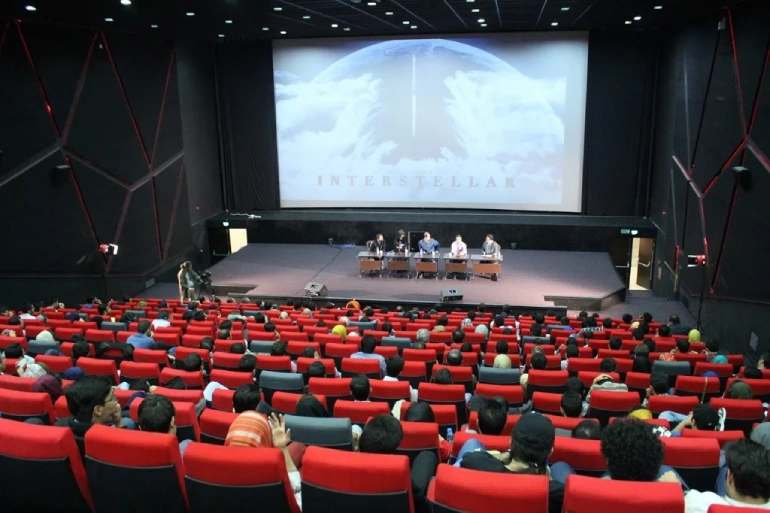 بهترین سینماهای تهران؛ معرفی بیش از 20 سینما در سراسر پایتخت 24 بهترین سینماهای غرب تهران، پردیس سینمایی کوروش