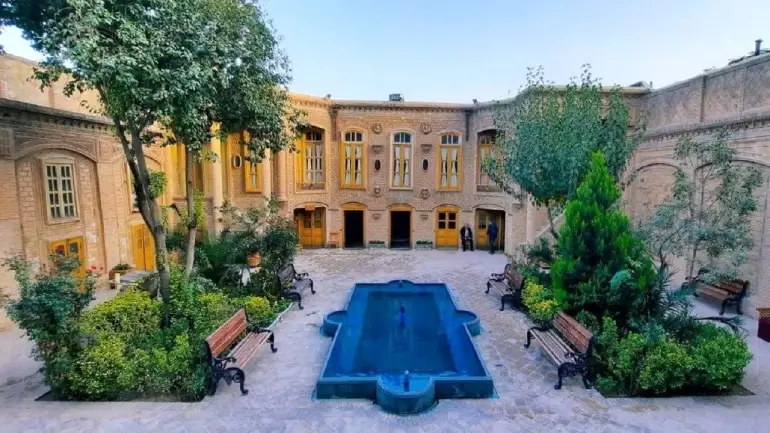 خانه توکلی مشهد