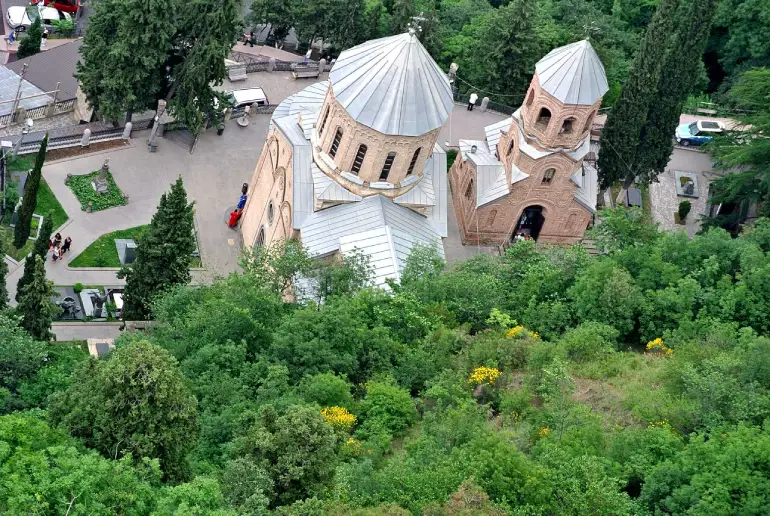 پانتئون متاتسمیندا (Mtatsminda Pantheon)
