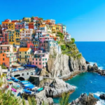 جاهای دیدنی لندن؛ سفری به قلب تاریخ و فرهنگ انگلستان 34 جاهای دیدنی ایتالیا؛ کشوری پر از شگفتیهای هنری