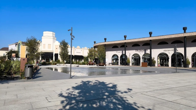 جاهای دیدنی ایتالیا؛ کشوری پر از شگفتیهای هنری 91 مرکز خرید والمنتونه (Valmontone Outlet, Valmontone)
