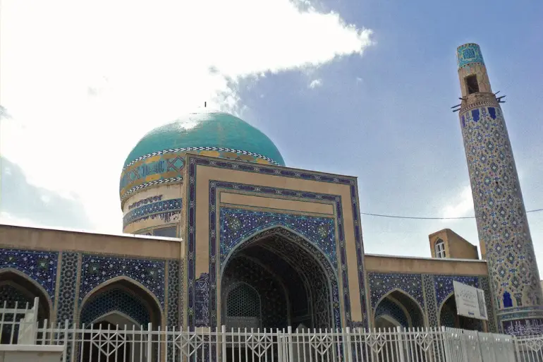 جاهای دیدنی مشهد نزدیک حرم امام رضا؛ کشف گنجینههای پنهان در دل شهر 15 مسجد 72 تن