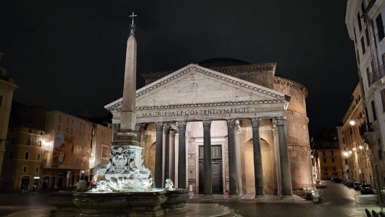 جاهای دیدنی ایتالیا؛ کشوری پر از شگفتیهای هنری 32 پانتئون رم (Pantheon, Rome)