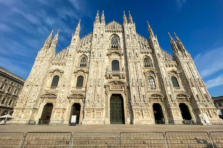 جاهای دیدنی ایتالیا؛ کشوری پر از شگفتیهای هنری 40 کلیسای جامع میلان (Milan Cathedral)