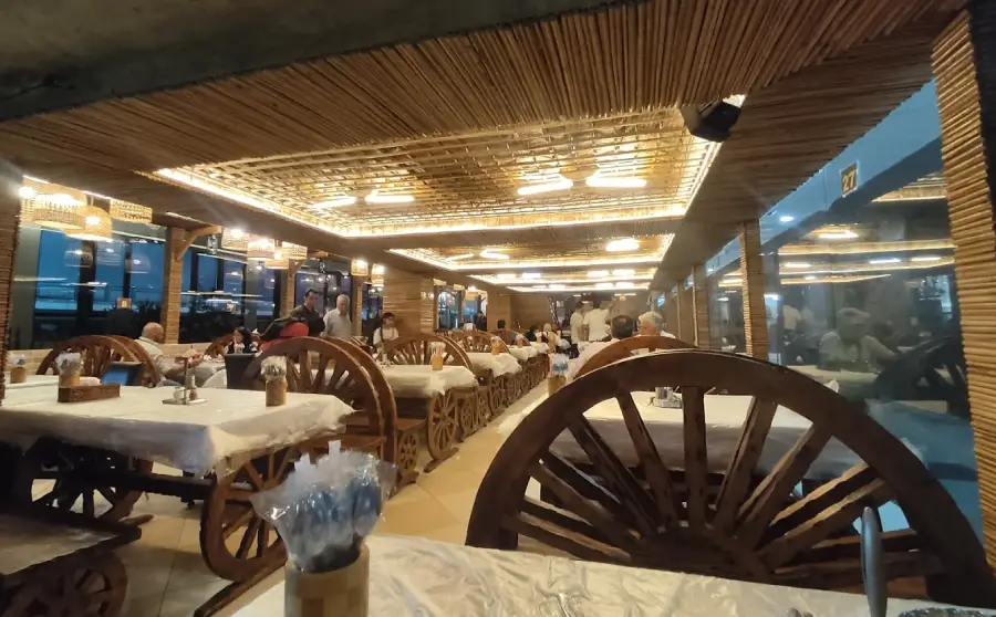 رستوران دریا قشم