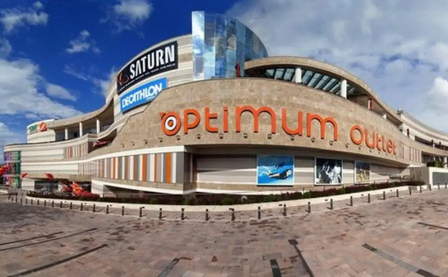 اوت لت چیست؟| راهنمای جامع خرید از فروشگاههای اوت لت 14 اوت لت استور (Outlet Store)