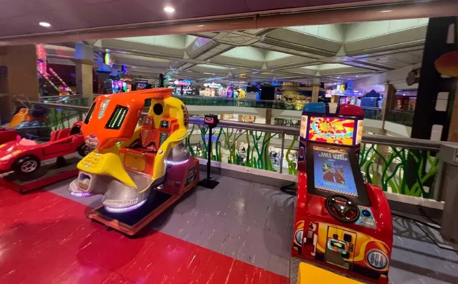 جاهای دیدنی تهران برای کودکان؛ سفری شاد و پر از کشف و یادگیری 16 سرزمین عجایب تهران