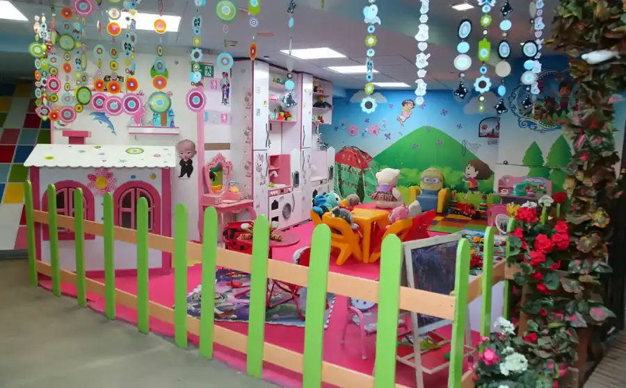 جاهای دیدنی تهران برای کودکان؛ سفری شاد و پر از کشف و یادگیری 41 شهر مشاغل کاربازیا