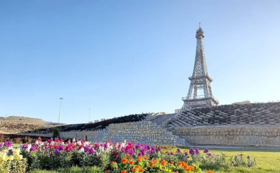 بناهای مختلف مینی ورلد ملایر- برج ایفل، پاریس