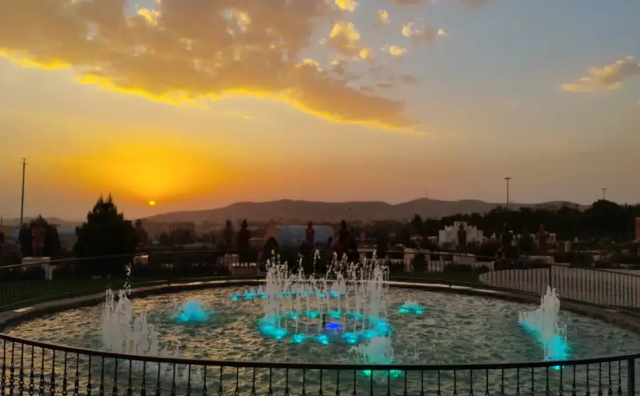  مینی ورلد ملایر