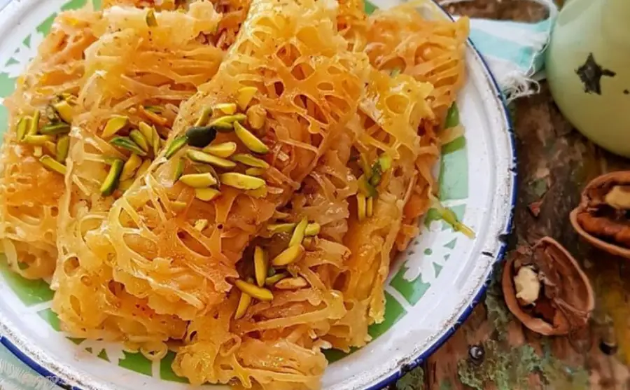 راهنمای سفر به بندر انزلی، هر آنچه باید قبل از سفر به بندر انزلی بدانید 16 سوغات بندر انزلی