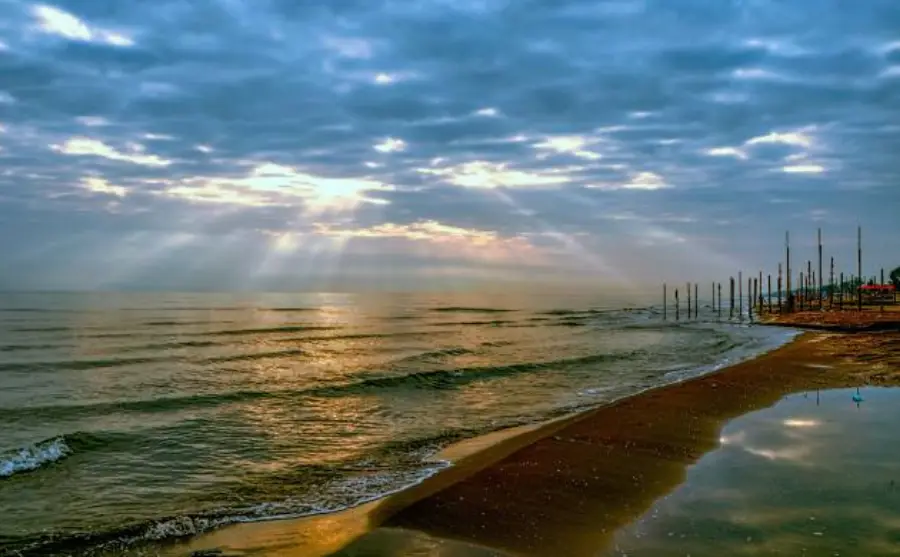 راهنمای سفر به بندر انزلی، هر آنچه باید قبل از سفر به بندر انزلی بدانید 13 بهترین زمان سفر به بندر انزلی