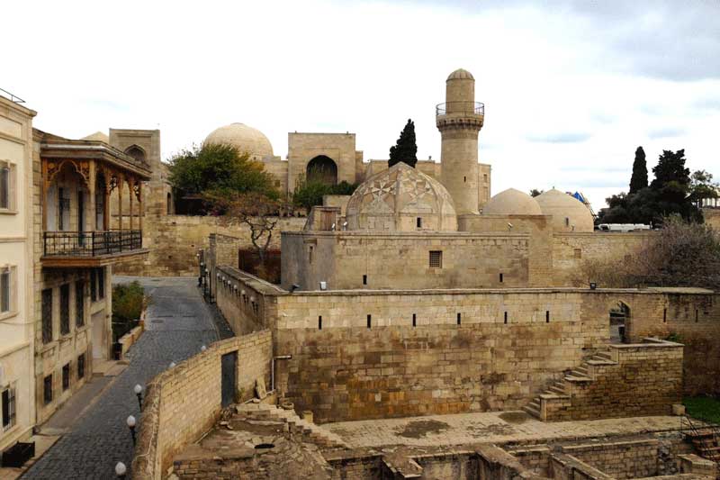 شهر قدیم آذربایجان در راهنمای جاهای دیدنی آذربایجان