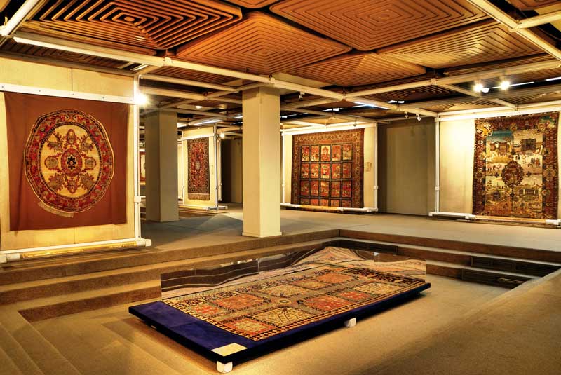 موزه فرش از فهرست موزه های تهران