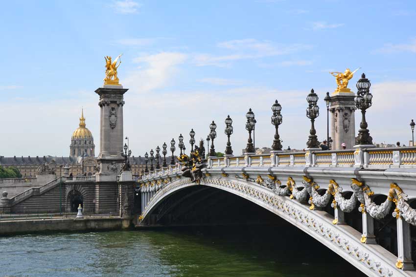 مکانهای دیدنی پاریس پل الکساندر سوم