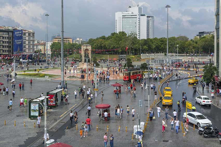 میدان تکسیم (میدان تقسیم) ترکیه