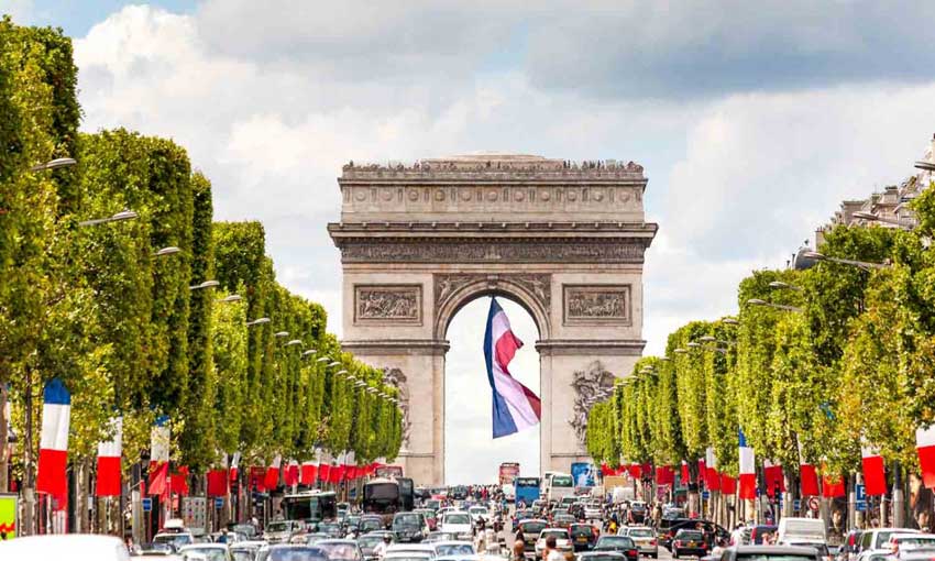 مکانهای دیدنی پاریس طاق پیروزی