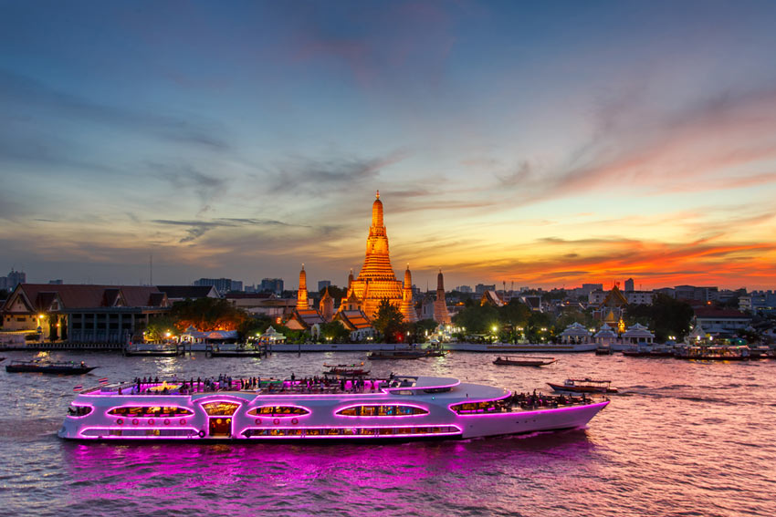 مناطق دیدنی بانکوک کشتی توریستی