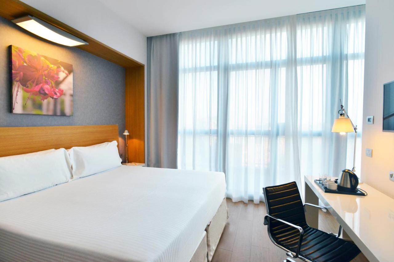 Alibaba https://cdn.alibaba.ir/ostorage/hotel-accommodation-images/2022-05-25/105e90b6-9b05-4e18-9f11-14a60a7331bf.jpg