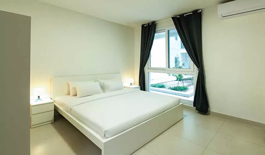 تصاویر Hotel Barwa Apartment