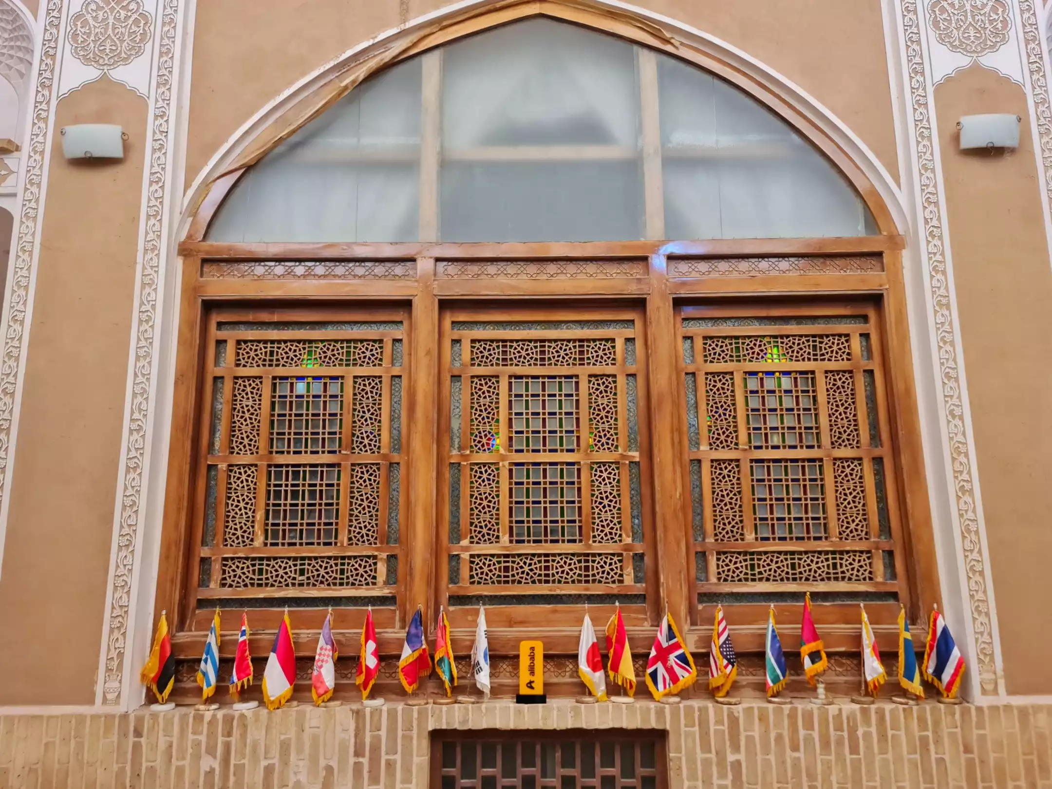 هتل تاریخی لب خندق یزد