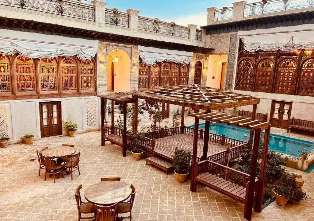 Alibaba https://cdn.alibaba.ir/ostorage/hotel-accommodation-images/67028ce1916cd6b7e8cc354d_404554a7-736b-4a28-8810-65a99cbe8786_59208.webp