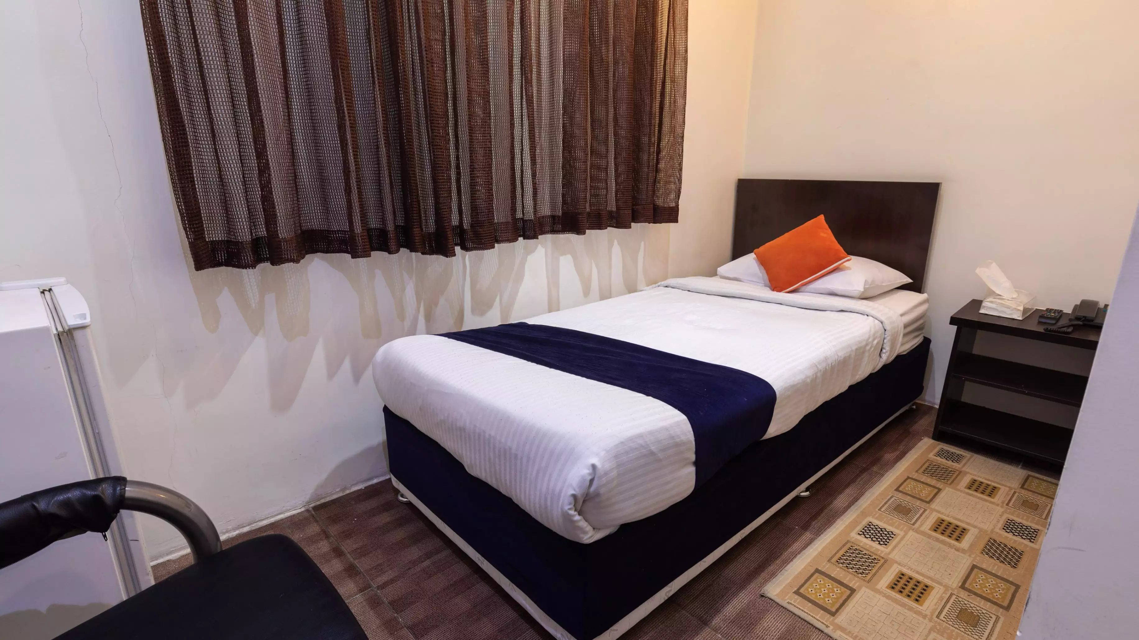 Alibaba https://cdn.alibaba.ir/ostorage/hotel-accommodation-images/670522440fe27c5a5df8f517_2024-01-13-21d0e8fa-35ec-40f1-a144-3080feec2456.webp