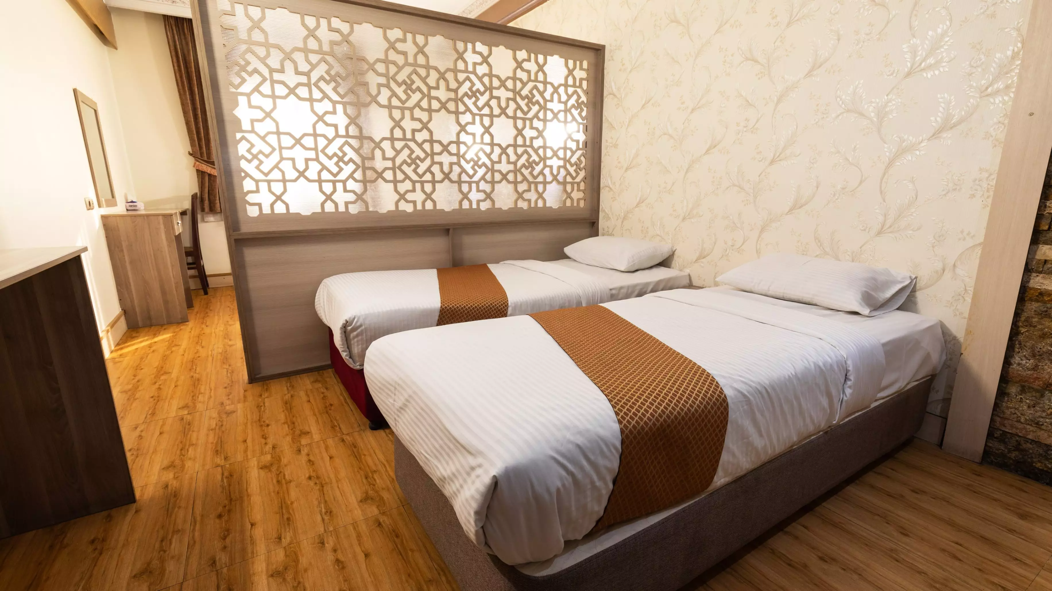 Alibaba https://cdn.alibaba.ir/ostorage/hotel-accommodation-images/67052281359857c3c5f4a83b_2023-12-24-d7409d91-9e23-473c-98f4-b4bf3f050039.webp